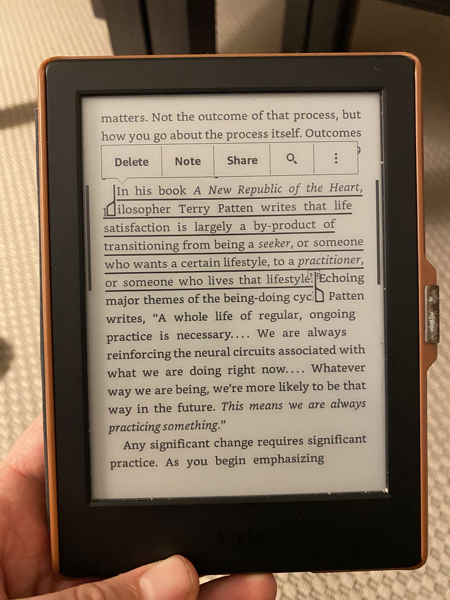 Highlighting with an e-reader